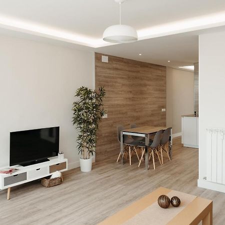 Duplex En La Gran Via Apartman Logroño Kültér fotó