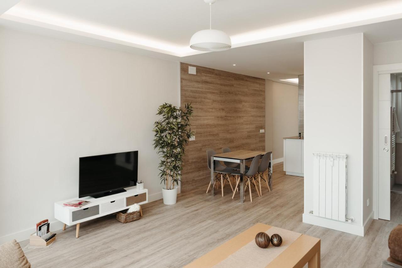 Duplex En La Gran Via Apartman Logroño Kültér fotó