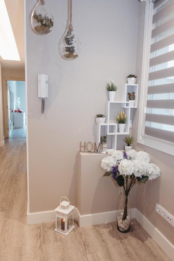 Duplex En La Gran Via Apartman Logroño Kültér fotó